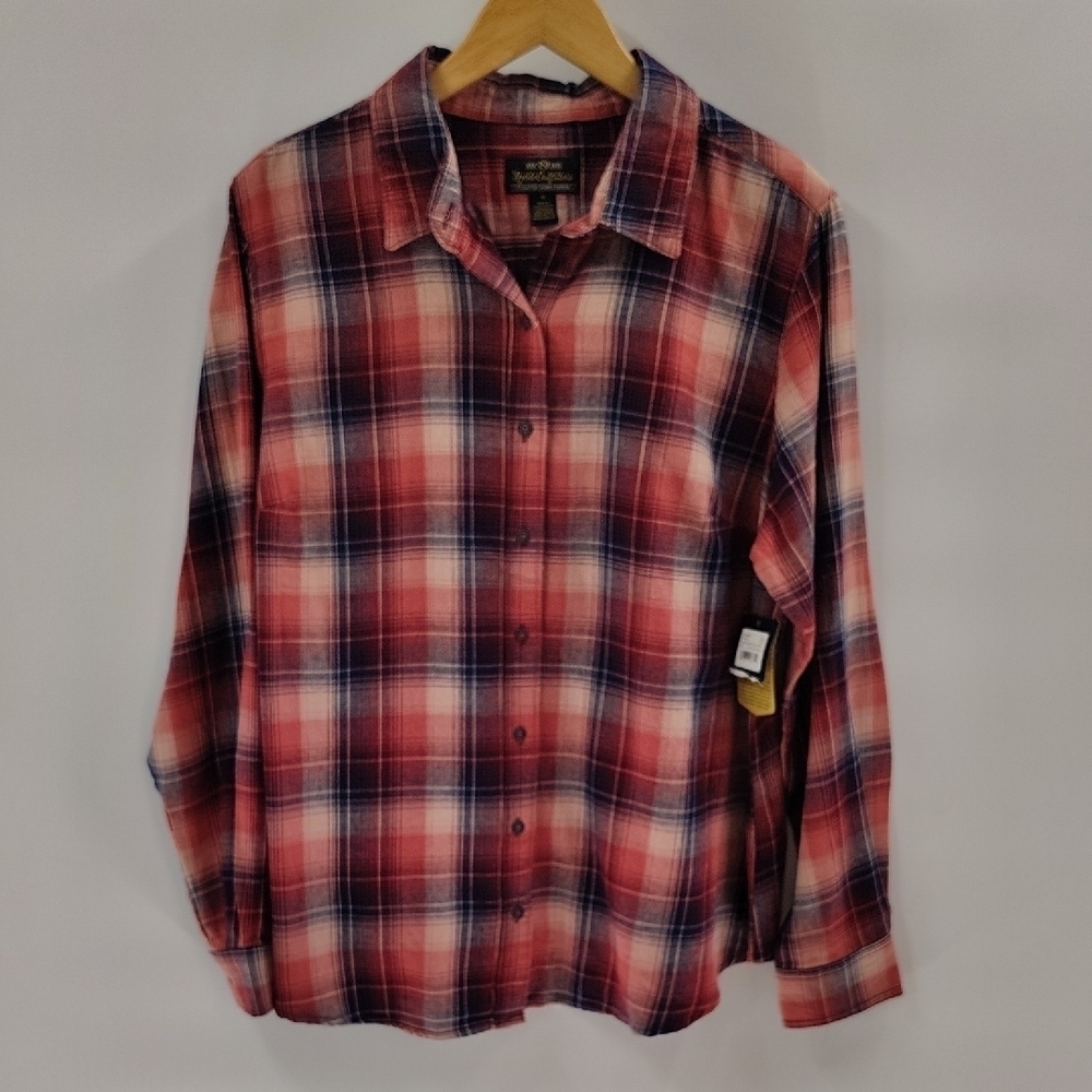 Noble Outfitters Button Down Flannel Size 1X Pink Blue Plaid NWT